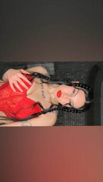 Bad bxtch😈 profile photo 2