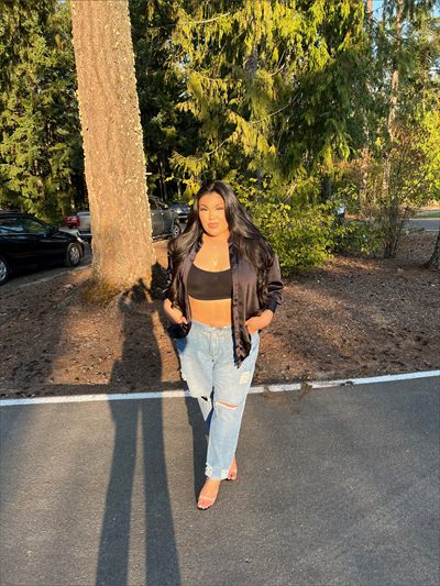 Valencia Mercier profile photo 2