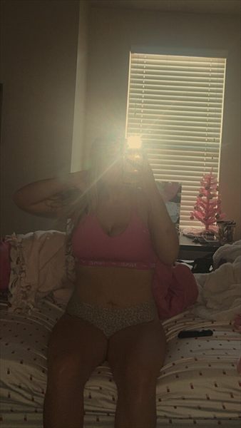 fakeblondebarbie