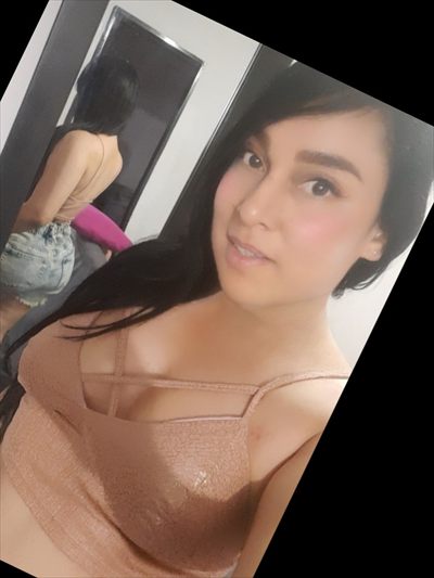 Ashly 🌜 profile photo 2