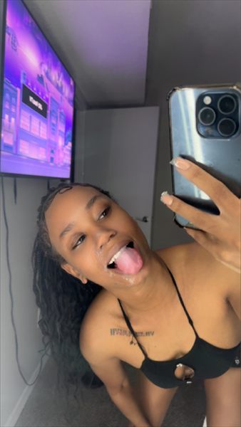 Ashley Banx