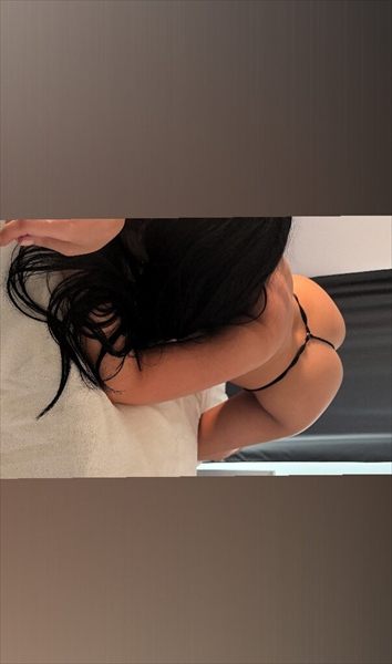 YourDreamGirl profile photo 2