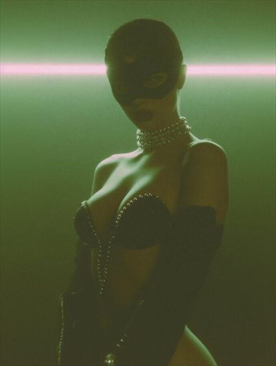 Miss V profile photo 2