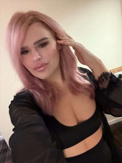 Trans girl Sam