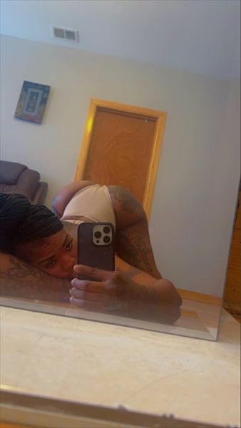 DreamWetness profile photo 2