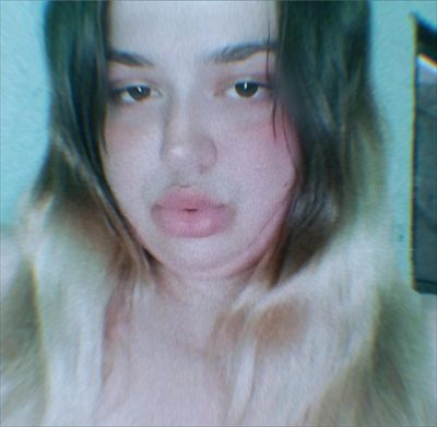 Mia