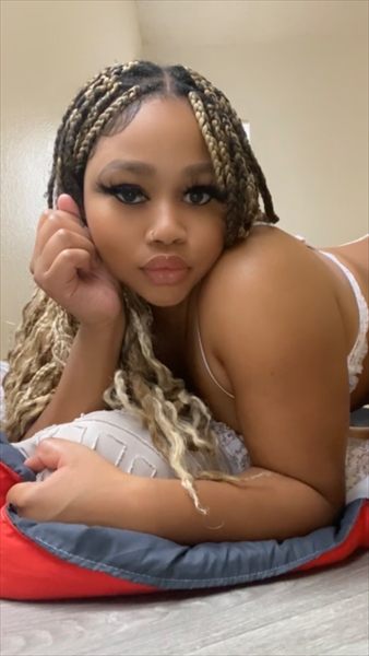Tibriana 🤍🍌