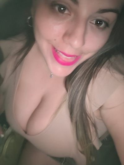 Katalella Sexy video call available