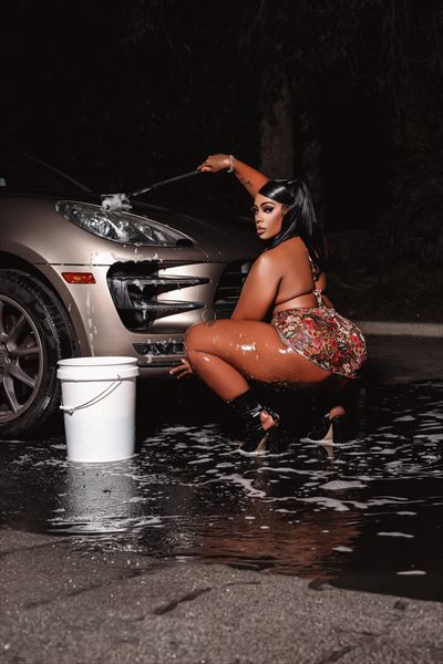 Naomi Fox 🦊 profile photo 2