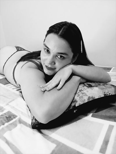 👑💜🦄lau artunduaga 🦄💜👑 profile photo 2