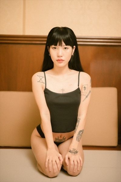 Lily - Your Petite Asian