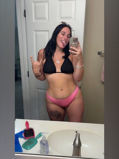 Lacey Parvin profile photo 4