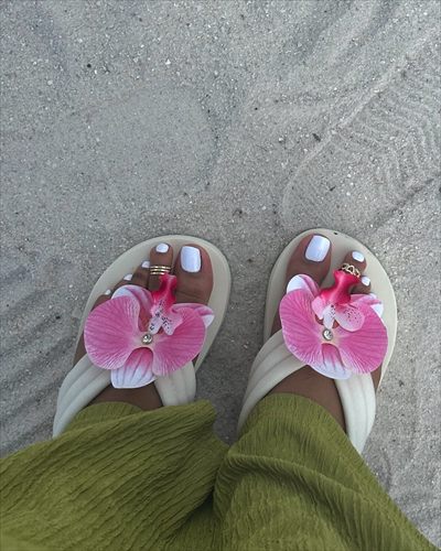 Ariee Feetures profile photo 2