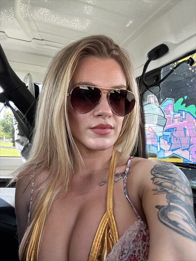 ⭐️ Sadie Andrews
