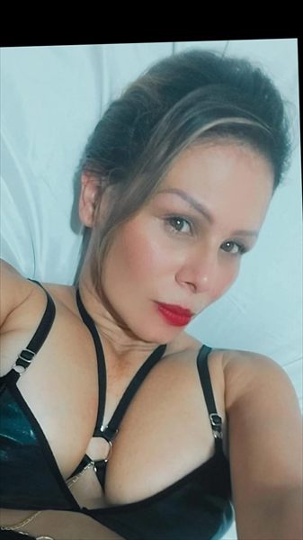 KAROLAYN
