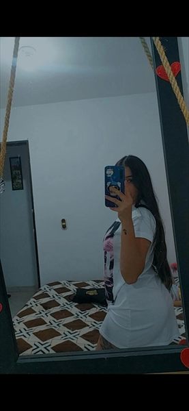DAHIANA 💜