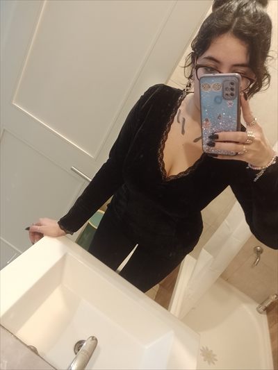 Mo 🎀