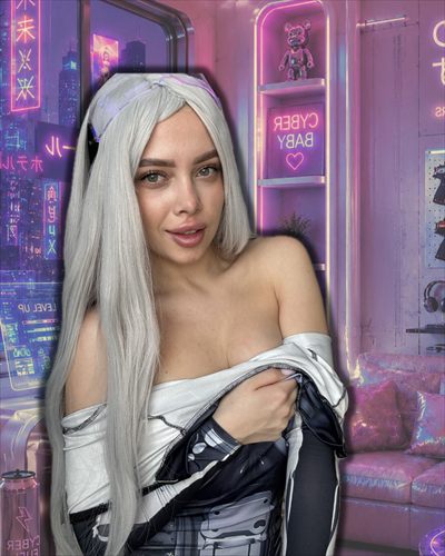 Adriana🖤