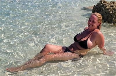 HotwifeMel73 profile photo 2
