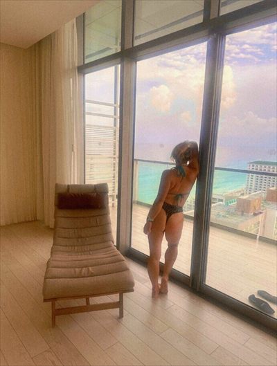 Tina profile photo 2