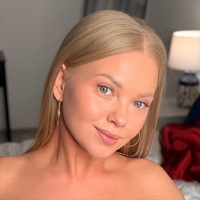 𝐌𝐎𝐋𝐋𝐘 𝐏𝐀𝐑𝐊𝐄𝐑 🌷