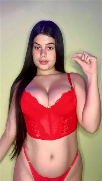 Emily topper profile photo 2