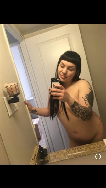 NicoleGothxx profile photo 2