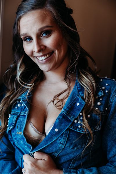 Bonnie Blue