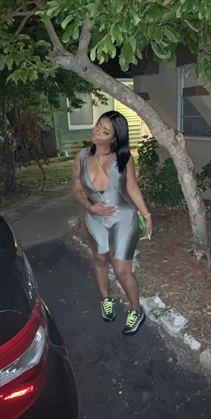Nikki Bee