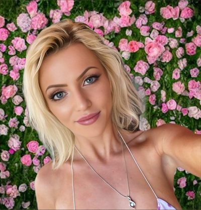 ThePetiteAngel profile photo 2
