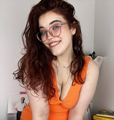 𝚈𝚘𝚞𝚛 𝙶𝚒𝚛𝚕 𝙺𝚊𝚛𝚘𝚕𝚒𝚗𝚎💖