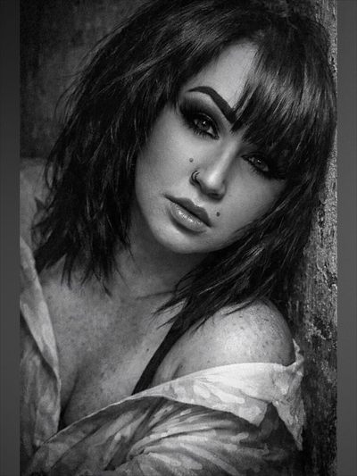 GoddessBee88 profile photo 3
