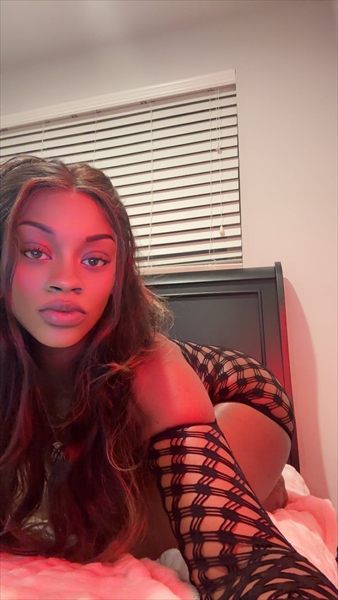 Deziree profile photo 3