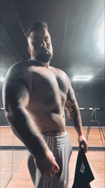 🇬🇧 ℍ𝔸ℕ𝔻ℂ𝕌𝔽𝔽𝔻𝔸𝔻𝔻𝕐 🍆  🔥 profile photo 3