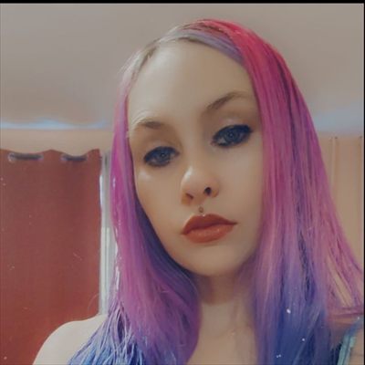 Nikki Love profile photo 3