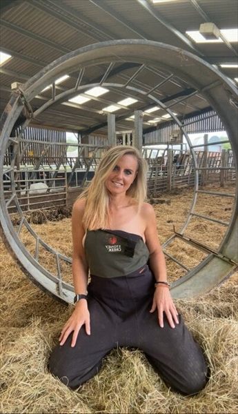 FarmerClaire🔥 profile photo 3