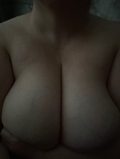Bella BIG TITTY Bean profile photo 2