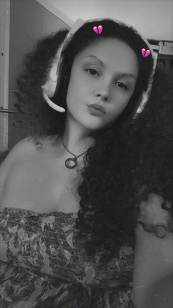 Xx_Lara2323_xX