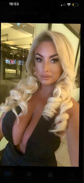 Booby Becky 32G