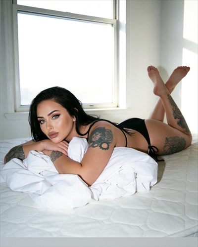 Deavan Clegg VIP 🖤 profile photo 2