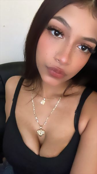 <3