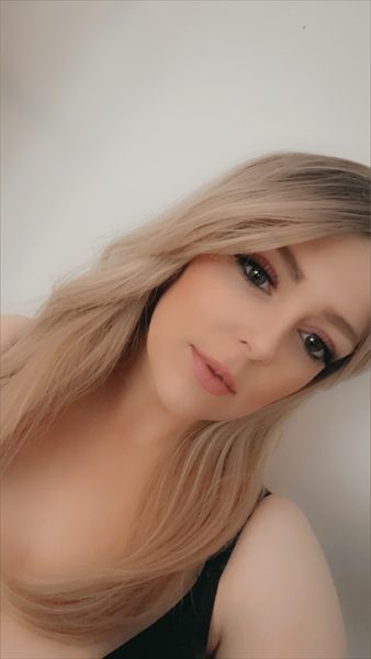 Apple Eve profile photo 2