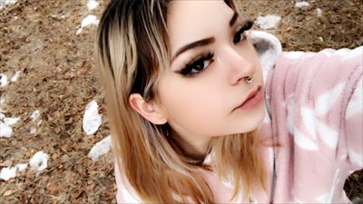 B💋