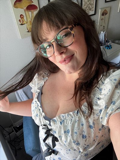 Luna Lewis Free ୨ৎ Video Store