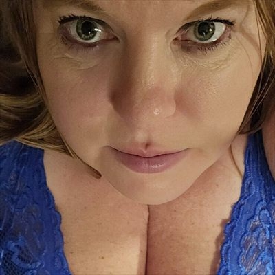 Stacy Squeeze Tease