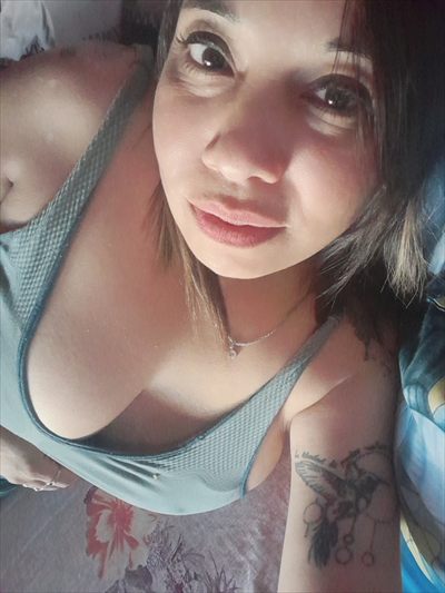 Your sweet company 😇or your bad chick  😈