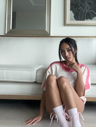 Tika🦋 profile photo 2