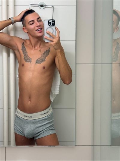 Mihail Twink profile photo 3