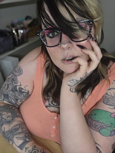 Katt Glazer profile photo 2