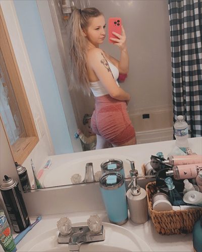 NicoleF48